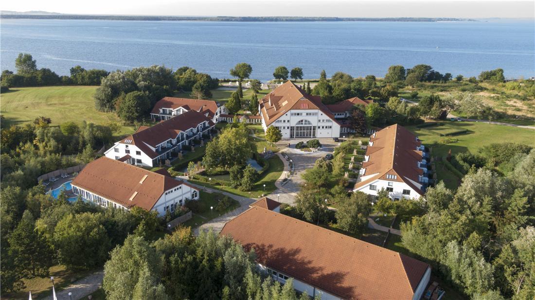 Aedenlife Hotel & Resort Ruegen Трент Екстериор снимка